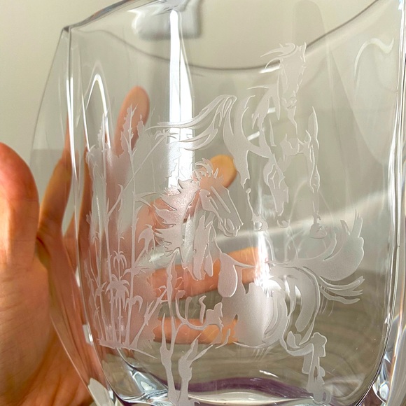 Crystal Vase - Picture 3 of 3